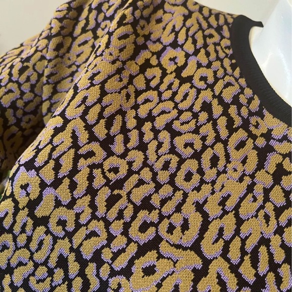 Veronica Maine Neon Leopard Print Puff Sleeved Knit - Picture 4 of 5